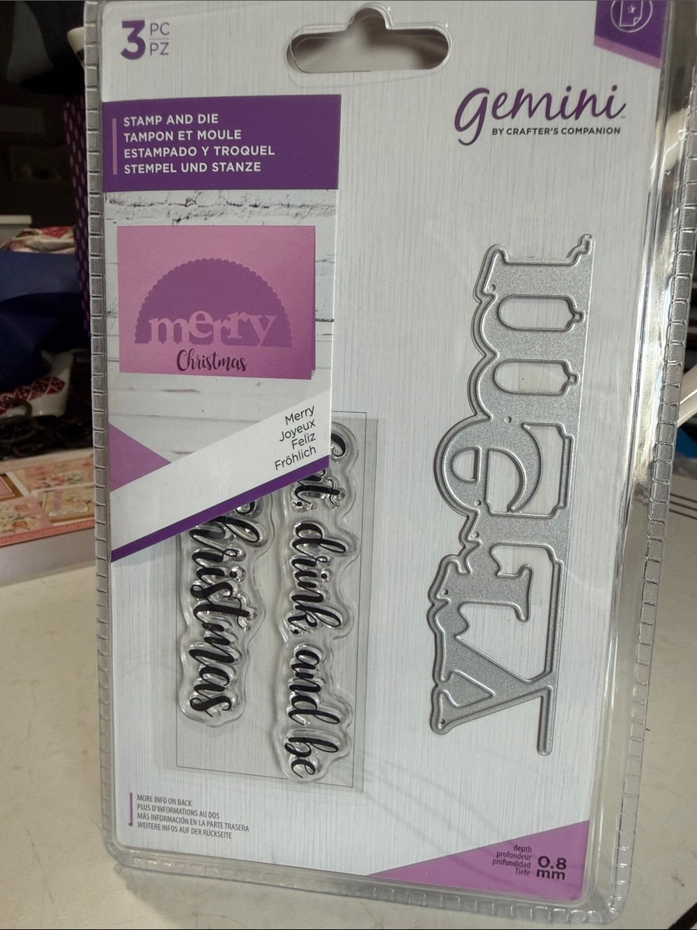 Crafters Companion ‘Merry’ Stamp and Die Set